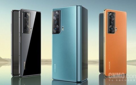 这很“良心”！荣耀Magic Vs在英国推出，比国内贵4000元(2021荣耀MagicBook15锐龙版拆机)