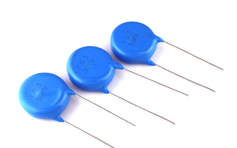 直插独石电容：提升电子设备性能的利器