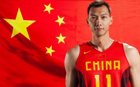 七星上将易建联！中国男篮当之无愧的大哥-易建联之后谁能扛起中国男篮的大旗