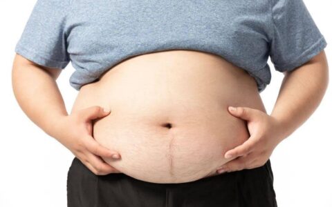 寿命竟与体重有关？减肥要做好这2件事(体重与寿命的关系是什么意思)