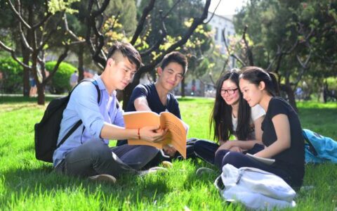 四六级成绩出炉后，这部分学生需特别注意，明年很可能被限制报名(四六级考试成绩出来了吗?)