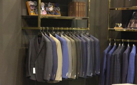 您知道luck out是什么意思吗？-老美子是什么意思