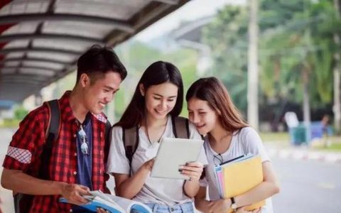 硕士考试有所改变，涉及英语四级和户籍，大部分考生失去报名资格(硕士研究生可以考六级英语吗)