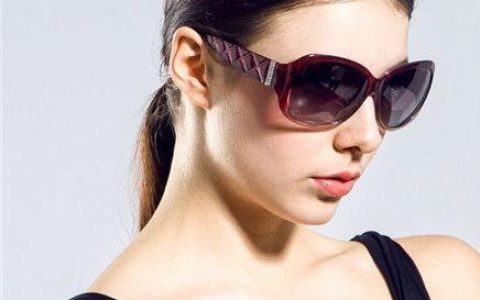 墨镜镜片什么材质好 墨镜偏光和不偏光哪个好