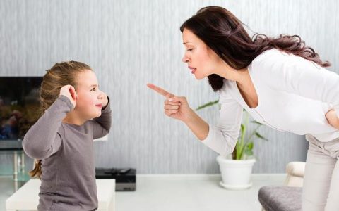 孩子做错事情应该如何教育-孩子做错事该如何引导