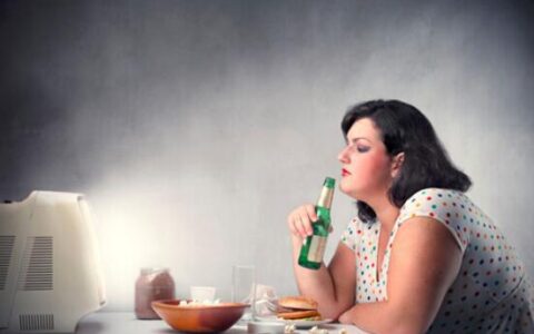 研究称内脂过多降智商，体脂过多影响学习和记忆能力-内脂过高有什么危害