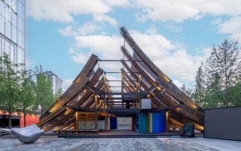 成都远洋太古里八周年庆 暨「撇捺之间ALL AROUND」成都城市生活艺术体验展正式开启-成都远洋太古里设计团队