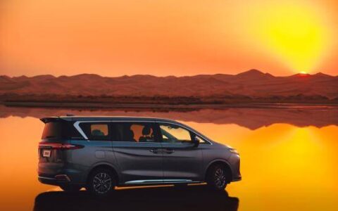 奔腾M9是7英寸仪表+12.3英寸中控大屏的科技组合-奔腾r9新款报价及图片