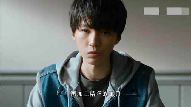 王俊凯、张译主演《重生之门》播了10集，优点和缺点一样多(重生之门王俊凯有感情戏吗)