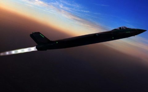 《长空之王》的铁骨柔情有多感人：新型战机都是试飞员用命飞出来的！-长空之王导演刘晓世为韩寒打工