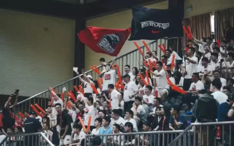 现实版“灌篮高手”！这群浙江小县城高中生，全国总冠军(灌篮高全国大赛)