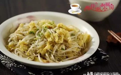 春天不养肝，脸上爱长斑，常吃这五样食物养肝护肝，排毒素显年轻