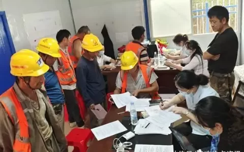 柳梧铁路：把“银行柜台”请进工地，让农民工不再忧“薪”