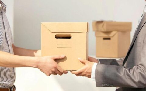 顺丰、圆通、韵达演绎2022年报众生相-顺丰与圆通财务报表分析对比