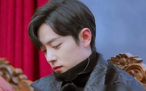 肖战想完善表演因客观原因放弃，被迫看评价称对角色解读不够深刻(请问肖战在上学的时候就经常去重庆的什么地方)