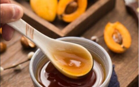 中国这东西在德国遭哄抢，德国人：谢谢中国！(在中国的德国人打疫苗)