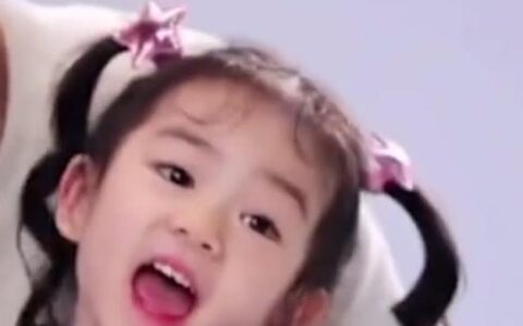 戚薇凶李承铉：骂lucky干什么！lucky的反应，萌出鼻血-戚薇李承铉luckylucky