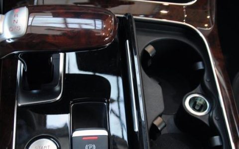 汽车在起步时，电子手刹需不需要释放，做不对就是在毁车（电子手刹起步时需要放手刹吗）