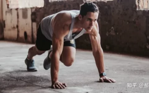 真正的HIIT训练，9个动作，你能搞几轮！！-hiit训练动作波比跳