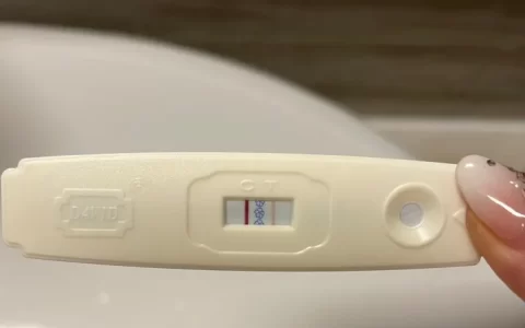 怀孕初期症状全网最全总结，20个症状一览-怀孕初期症状有哪些明显特征