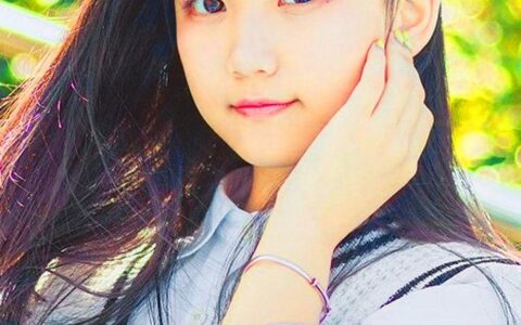 如何在麻袋校服中穿出自己的美，这几个小妙招不可少，赶紧试一下(麻袋衣服图片 搞笑)