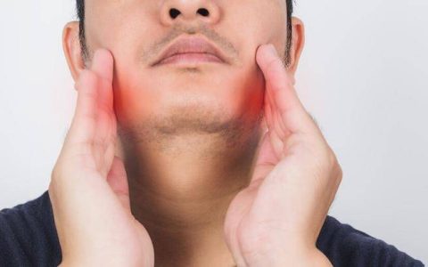 原创
铭记：牙龈萎缩，牙齿松动“平民方”！才几十块钱，简单有效，请你感受-牙龈萎缩,牙齿松动怎么办