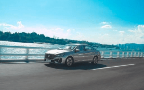 合资的车型却是国产的价格，东风标致新408真香实锤（东风标致408太平洋汽车网）