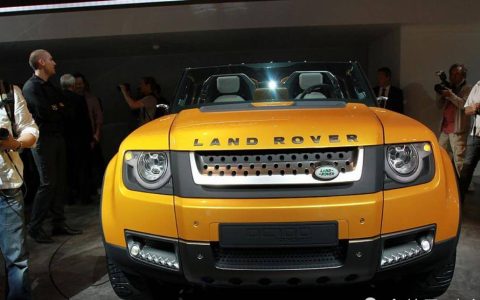 原创
2023款“路虎DC100”即将上市，首款敞篷SUV，内饰充满科技感！(最新款路虎卫士图片)