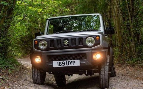 原创
2023款“吉姆尼”亮相，非承载式车身配全时四驱，性能比肩牧马人！（吉姆尼第三代新车售价）