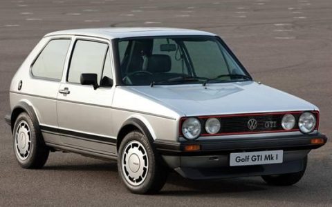 改款又降价？这款小钢炮的鼻祖已不足18万 6秒多破百 能买吗？（小钢炮车型价格）