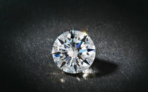 典当行可以收钻石吗？典当行回收钻石有什么要求？（典当行的钻石可以买吗）