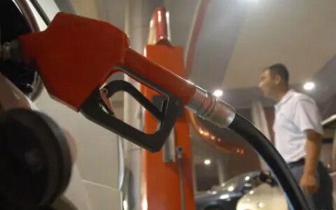 油价调整消息：今天3月31日，我国各地调整后92、95、98汽油价(3.31油价调整)