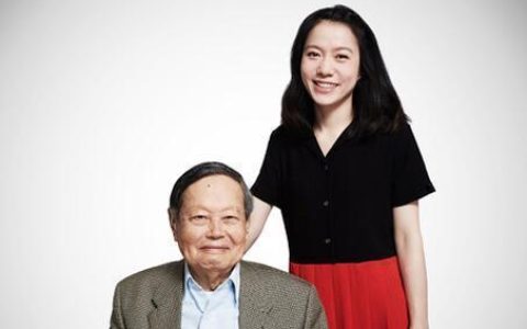 28岁翁帆嫁给82岁杨振宁，一辈子不生孩子，面对质疑，他这样说……（翁帆嫁给杨振宁多大）