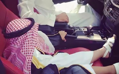 在国内很廉价，而迪拜却贵的离谱，这15个方面千万不要去触碰！(迪拜什么比较便宜)