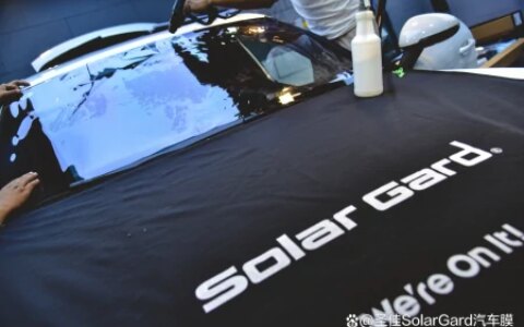 防晒隔热！我为什么劝你给天幕玻璃贴膜？（天幕隔热膜质量怎么样）