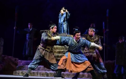 再现华夏先民奋斗传奇，陇剧《大禹治水》亮相山东小舞被捆绑很会扭，打架狂甩长腿秀腰力，魔纹批身A爆了(陇剧经典唱段武将名人)