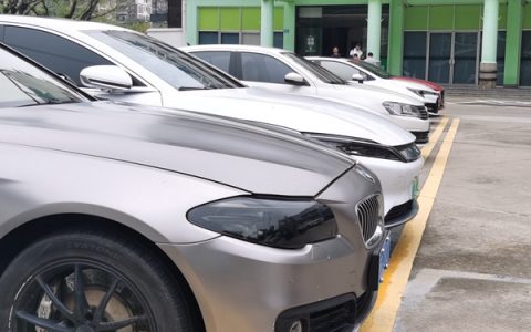 司机接了一单顺风车 车却被乘客卖了 网友：电视剧都不敢这么拍（顺风车接单犯法吗）