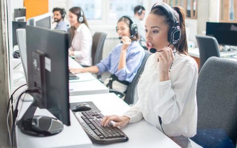 当你拨打了运营商客服电话