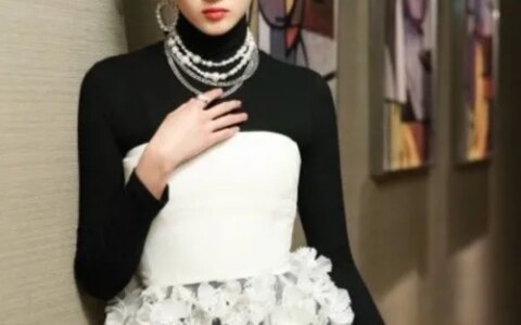 你最不能接受的服装搭配是怎样的？