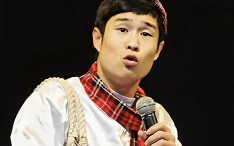 小沈阳后悔了，自爆一年扎9部戏，已经放弃小品，网友：真矫情