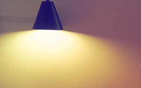 装修时灯具应该怎么选？