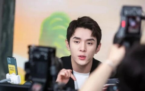 疯狂小杨哥等多人被点名，网红大佬直播带货，为何总是问题不断？