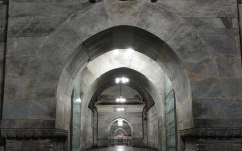 明十三陵中的定陵被考古学家打开后，有一个发现，至今仍是个谜-定陵和明十三陵哪个好玩