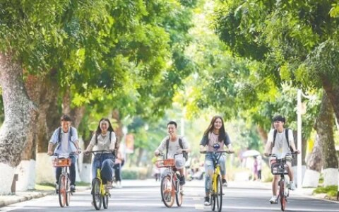 大学五一不放假？多所高校发布假期安排，学生：坐等暑假-大学五一放假不