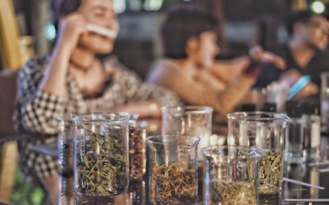 熄灯后广州五星级酒店在玩“暗夜调香”！花样度过“地球一小时”-广州五星级酒店价格表