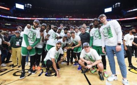 NBA官宣实力榜排名：勇士第三，篮网76人未进前10，湖人倒数第六-nba实力球队排名