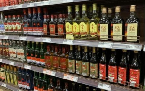 挑白酒时，发现瓶身带有这“5个数”，放心喝！都是100%纯粮佳酿-白酒怎么看产品标准号