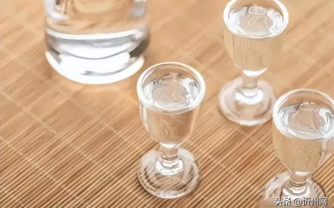 10781一定是纯粮食酒吗？怎么看是纯粮酒还是勾兑酒？必看-10781一定是纯粮酒吗