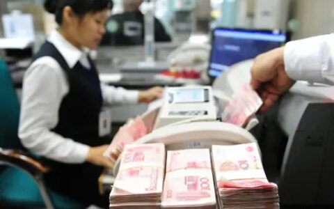 银行存款暴增！年末“揽储大战”消失，原因揭秘（存款揽存）