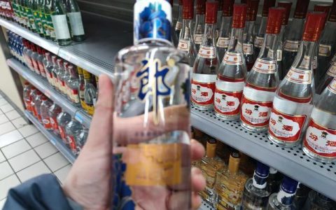 白酒新国标来了，你买的白酒会是“真白酒”吗？-白酒新国标是什么